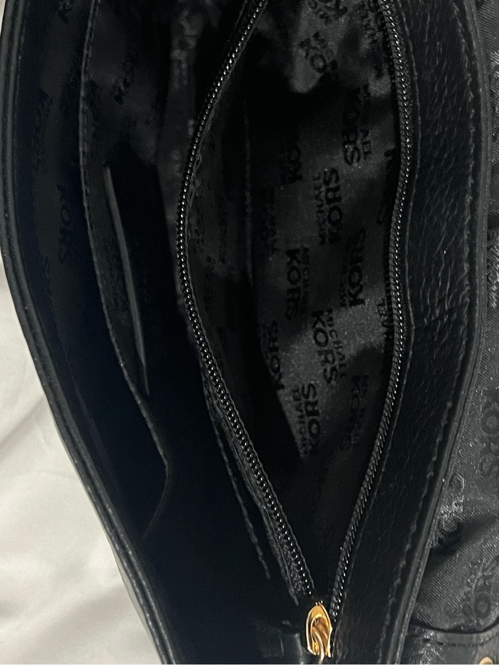 MICHAEL Michael Kors Black Leather Jet Set Chain Shoulder Bag - Picture 10 of 16